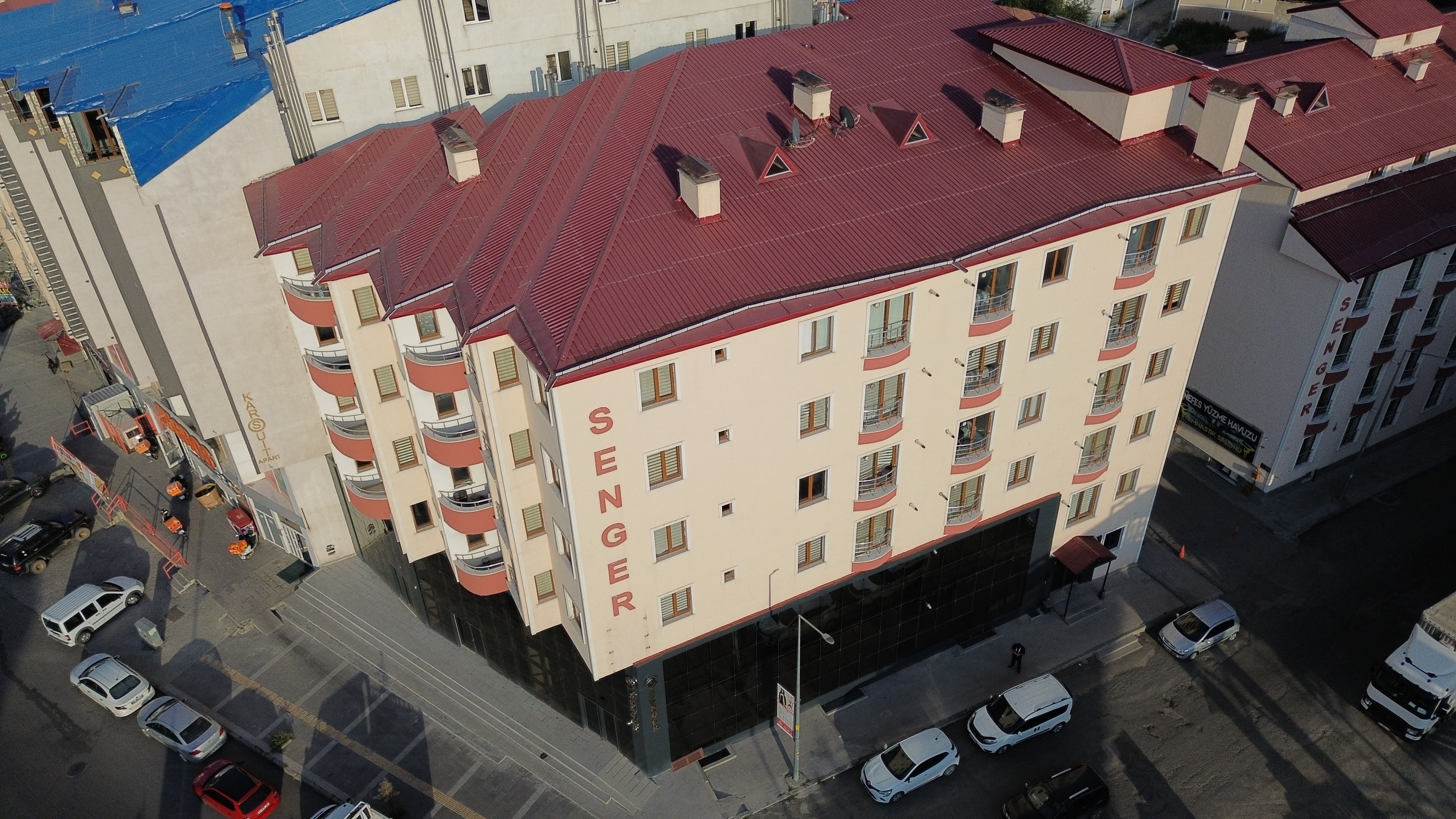 Aylık kiralık, tam donanımlı daireler